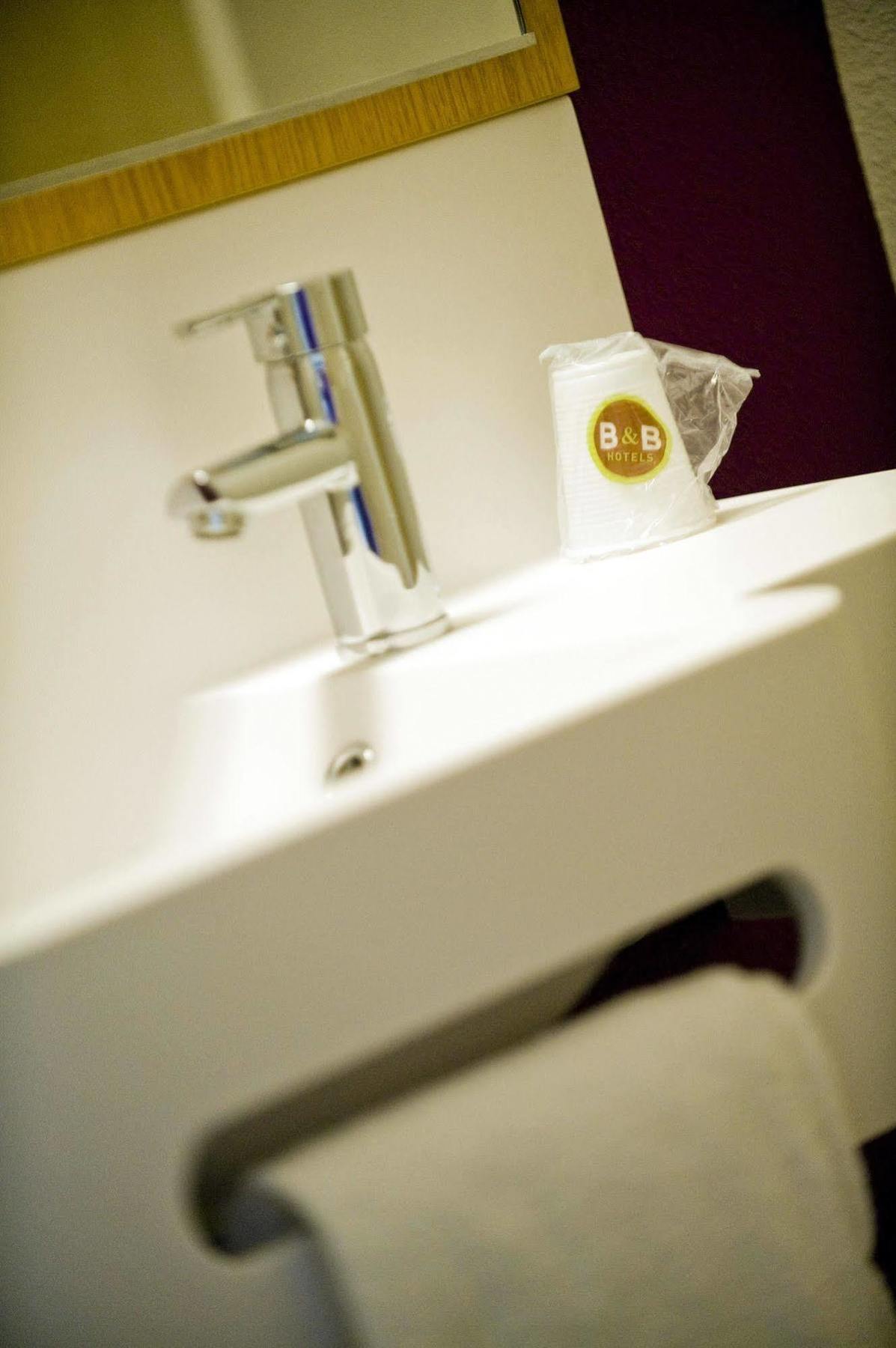 B&B Hotel Alencon Nord ภายนอก รูปภาพ