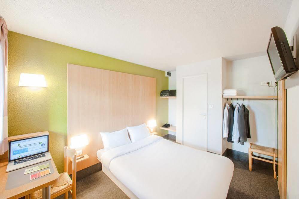 B&B Hotel Alencon Nord ภายนอก รูปภาพ